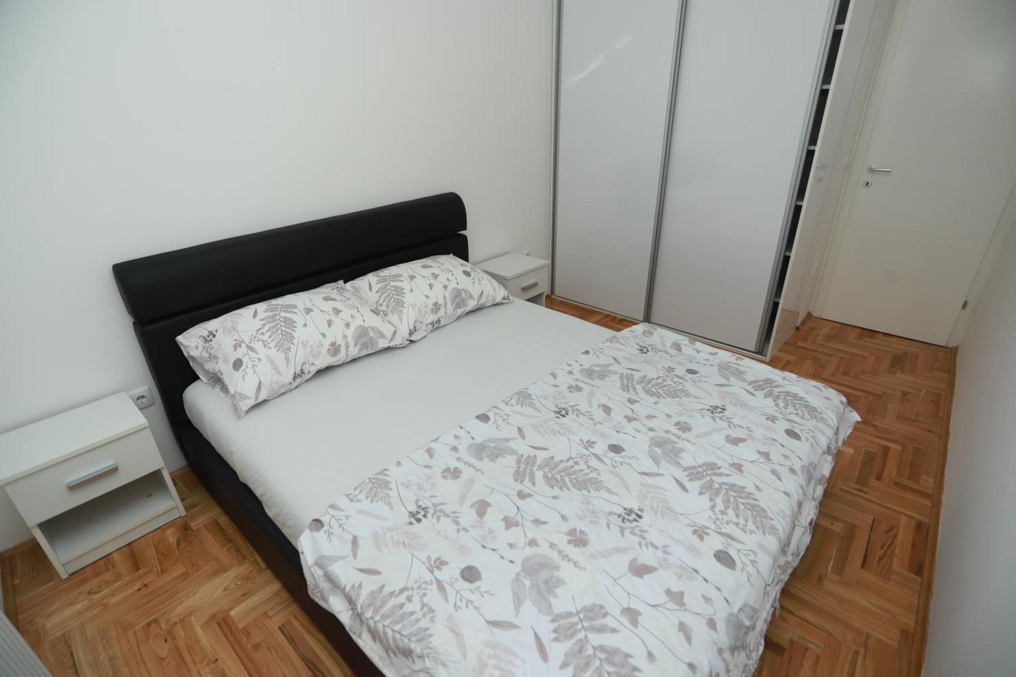- Princ Apartment *